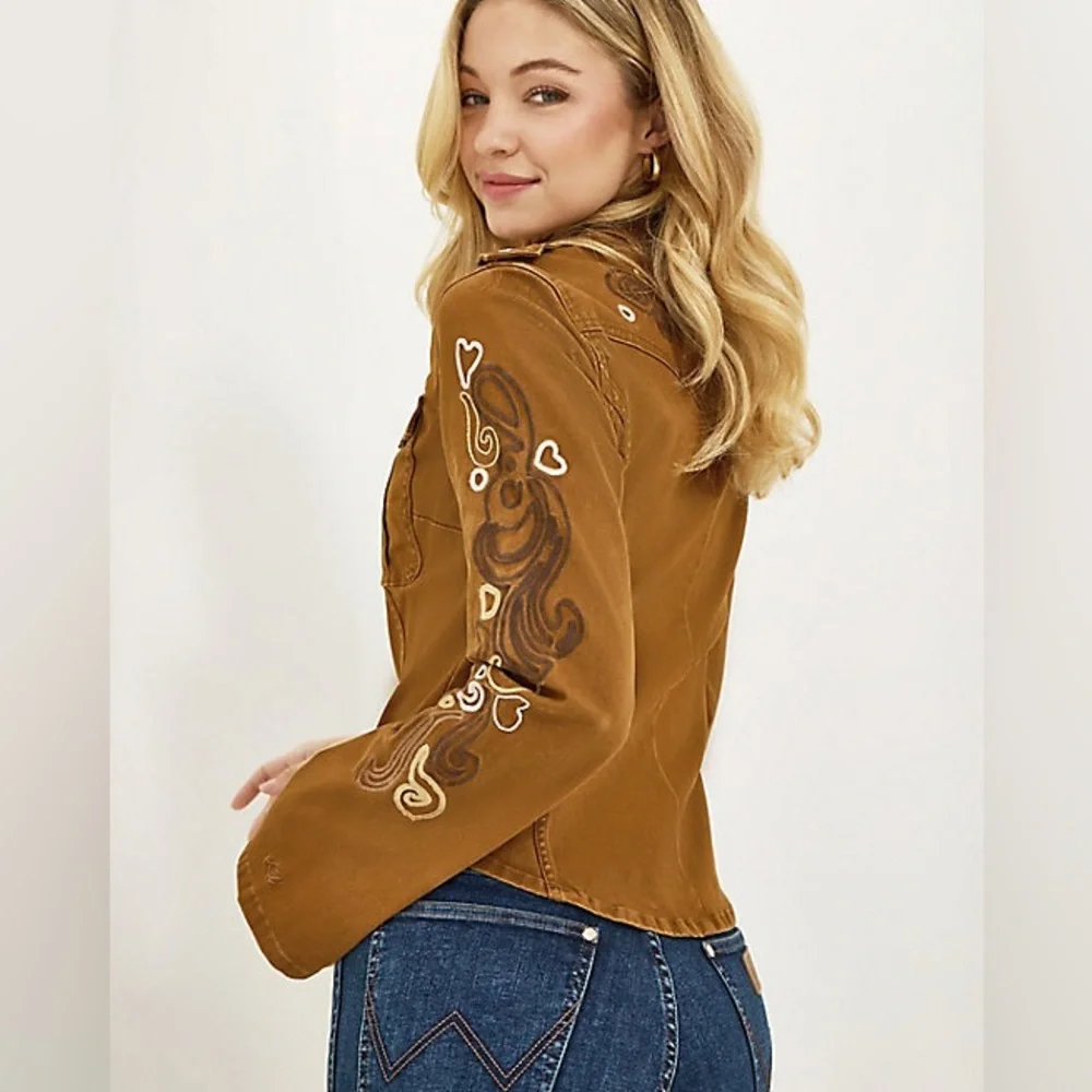 Wrangler X Lainey Wilson Embroidered Utility Jacket Brown - Medium - Picture 2 of 10